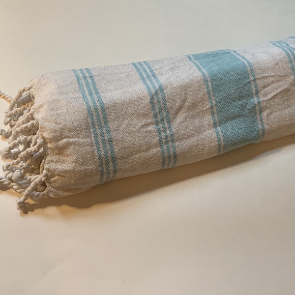 NWOT, Turkish towel, blue and white. - Picture 3 of 5